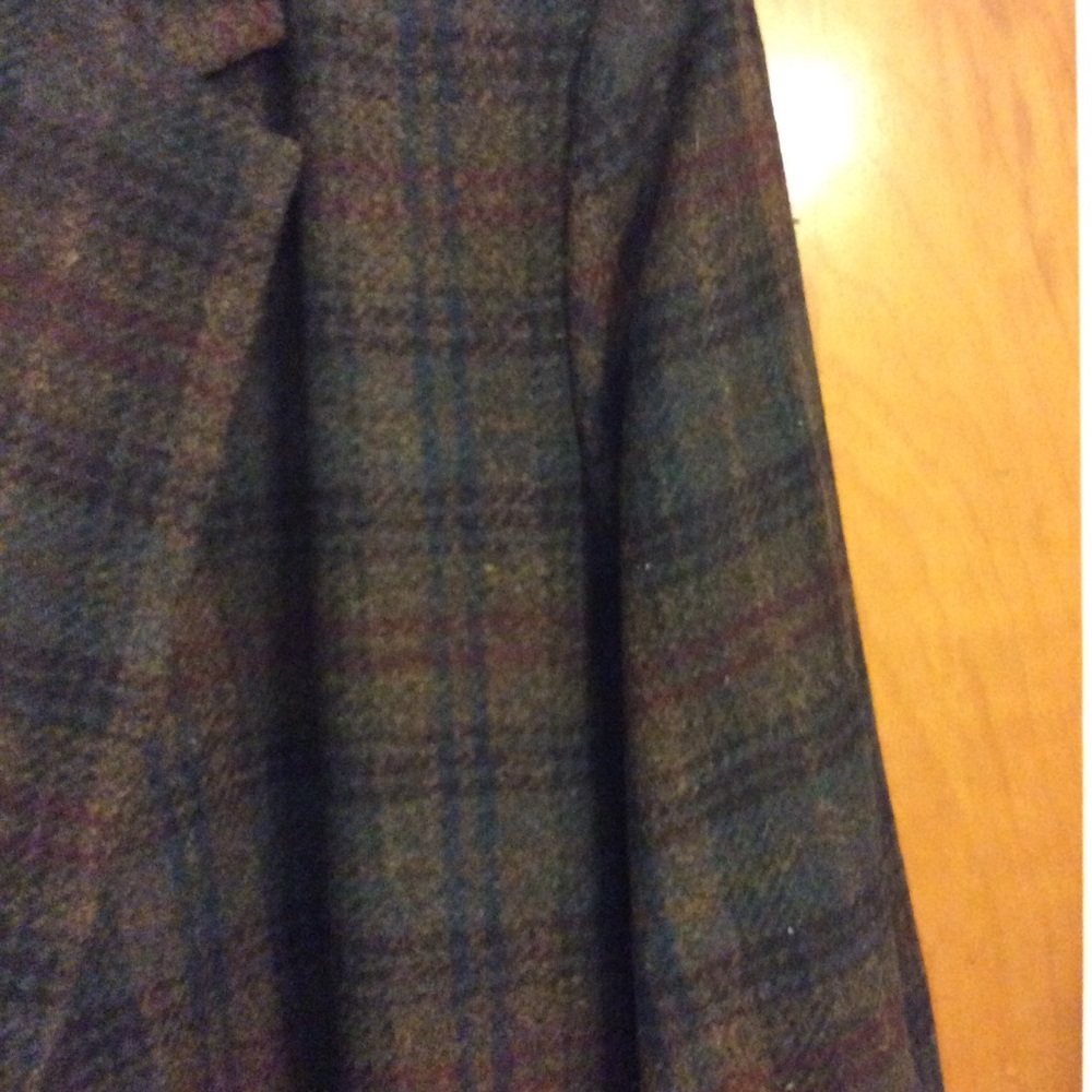 Jacket - Picture 10 of 11